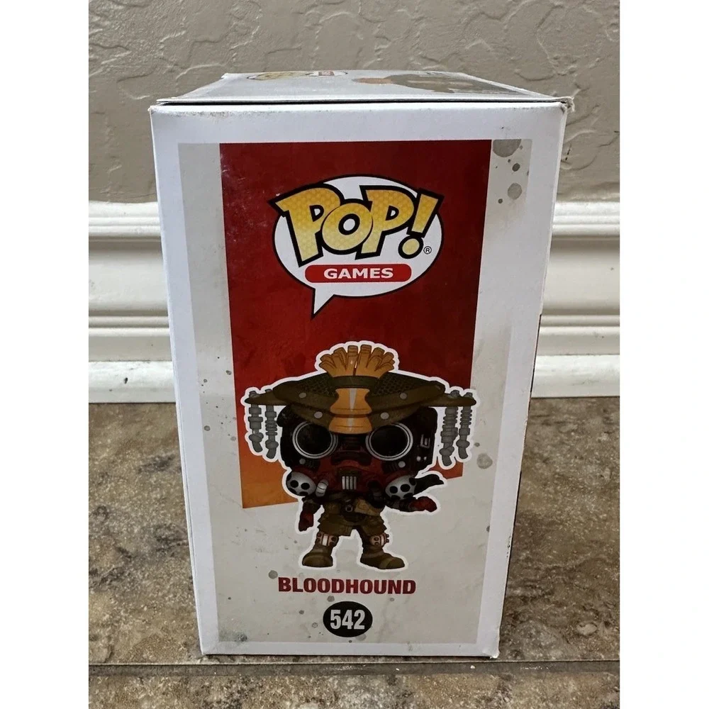 Funko Pop! Vinyl: Apex Legends - Bloodhound #542 with Protector